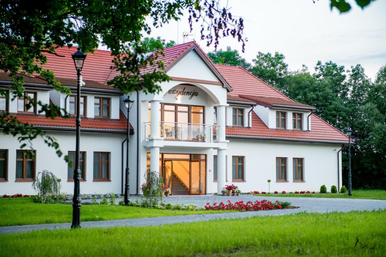 Rezydencja Dwor Polski Bełchatów Exteriör bild